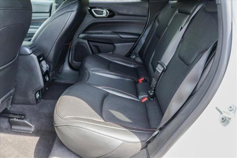 Used 2024 Jeep Compass Trailhawk image 23