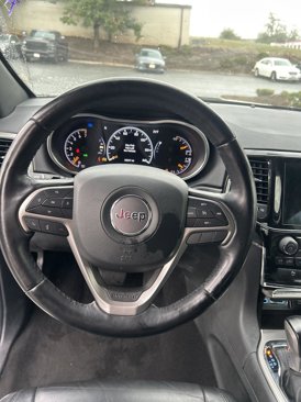 Used 2022 Jeep Grand Cherokee Limited image 9