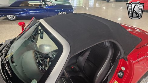Used 2006 Pontiac Solstice Convertible w/ Premium Package image 18