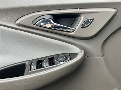 Used 2023 Chevrolet Malibu LT image 18