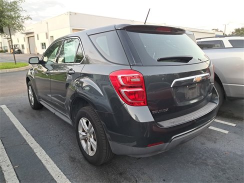 Used 2017 Chevrolet Equinox LS image 4