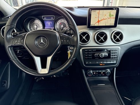 Used 2015 Mercedes-Benz GLA 250 4MATIC image 36