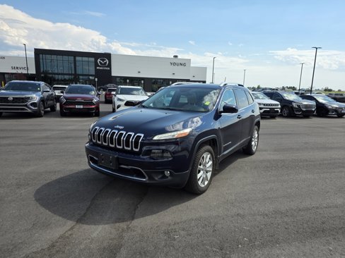 Used 2016 Jeep Cherokee Limited w/ Luxury Group image 2