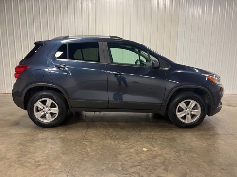 Used 2019 Chevrolet Trax LT image 2