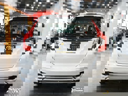 Used 2019 Honda Fit LX image 4