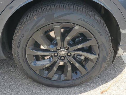 Used 2024 Land Rover Discovery Sport S image 5
