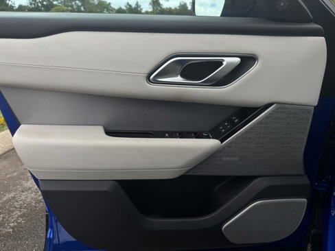 Used 2020 Land Rover Range Rover Velar R-Dynamic S image 79