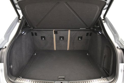 Certified 2023 Porsche Macan image 57