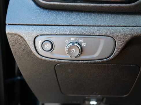 Used 2023 Chevrolet Bolt EUV LT w/ Convenience Package image 26