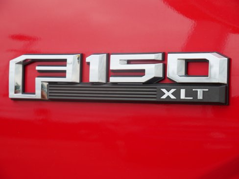 Used 2016 Ford F150 XLT image 5