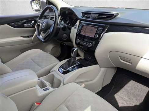 Used 2019 Nissan Rogue Sport SV w/ Technology Package image 20