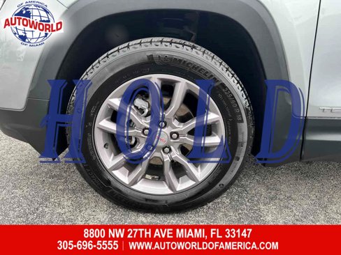 Used 2023 GMC Terrain SLT image 51