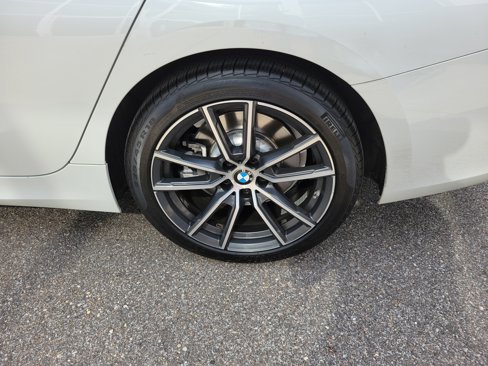 Used 2019 BMW 330i Sedan w/ Premium Package image 8