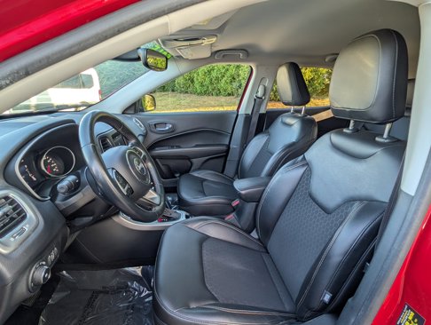 Used 2018 Jeep Compass Latitude w/ Popular Equipment Group image 10