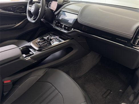 New 2025 Aston Martin DBX 707 image 18