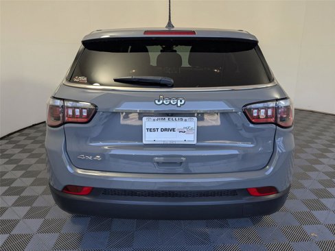 Used 2023 Jeep Compass Sport image 24