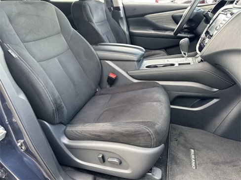 Used 2018 Nissan Murano SV image 11
