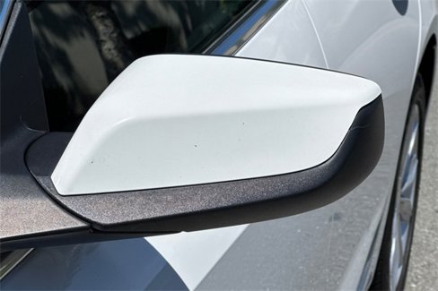 Used 2022 Chevrolet Malibu LT image 50