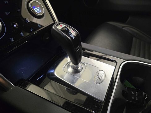 Used 2020 Land Rover Discovery Sport S image 33