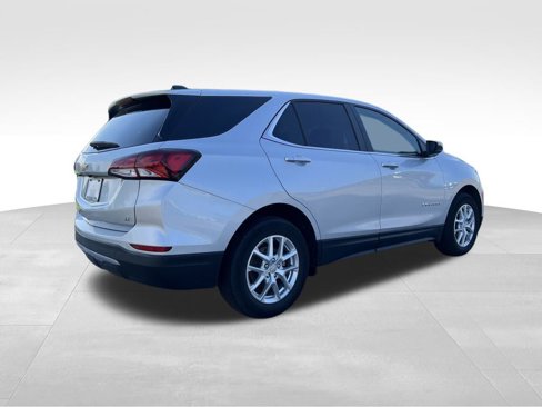 Used 2022 Chevrolet Equinox LT image 4