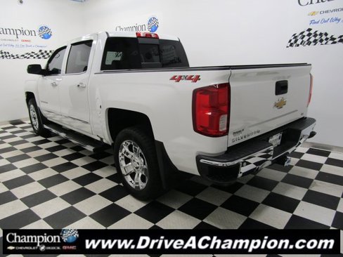 Used 2018 Chevrolet Silverado 1500 LTZ w/ Sport Package image 11