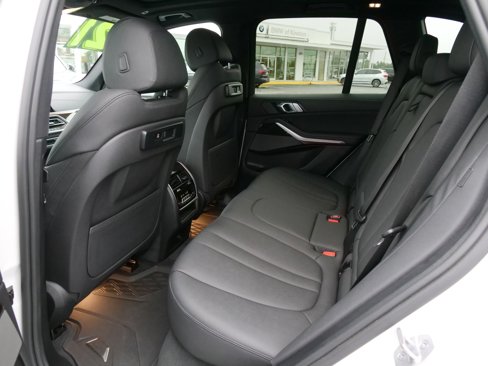 Used 2021 BMW X5 xDrive40i w/ Premium Package image 15