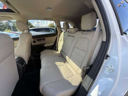 Used 2019 Honda CR-V Touring image 17