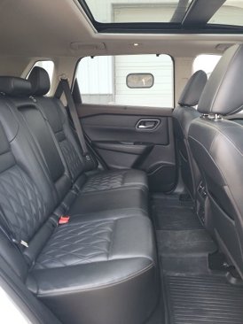 Used 2021 Nissan Rogue Platinum image 12