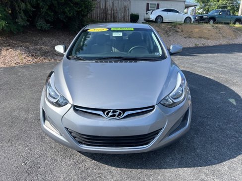 Used 2016 Hyundai Elantra SE image 8