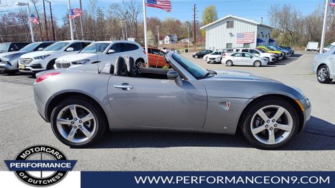 Used 2008 Pontiac Solstice Convertible w/ Preferred Package image 2