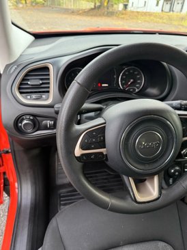 Used 2015 Jeep Renegade Sport w/ Power & Air Group image 34
