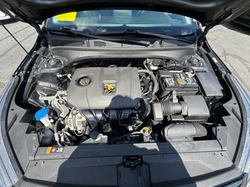 Used 2023 Kia Forte LXS image 12
