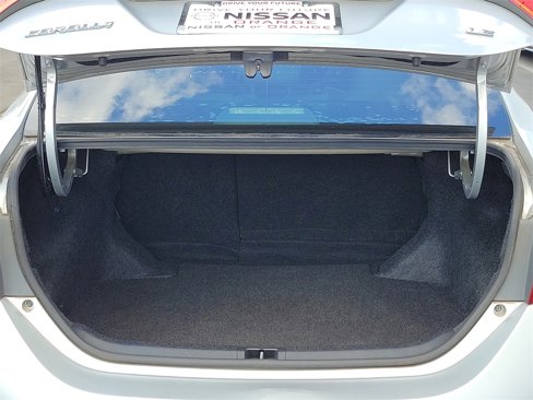 Used 2016 Toyota Corolla LE image 24