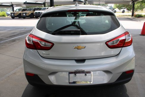 Used 2018 Chevrolet Cruze Premier image 14