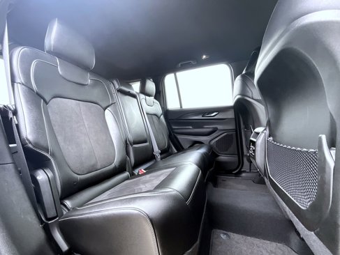 Used 2024 Jeep Grand Cherokee Altitude image 20