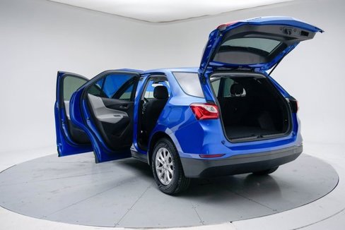 Used 2019 Chevrolet Equinox LS w/ LS Convenience Package image 19