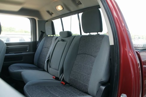 Used 2015 RAM 2500 SLT w/ Luxury Group image 29