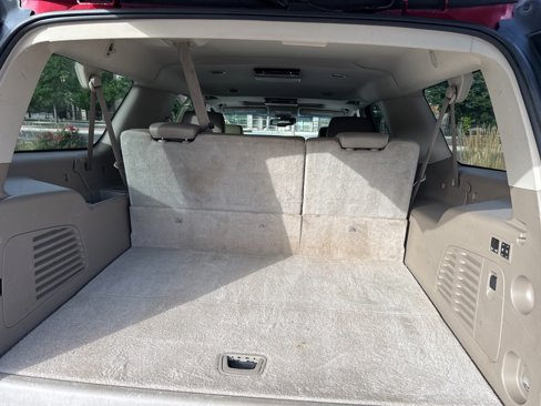 Used 2015 Chevrolet Suburban LTZ image 19