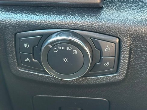 Used 2016 Ford F150 XLT w/ Equipment Group 302A Luxury image 21