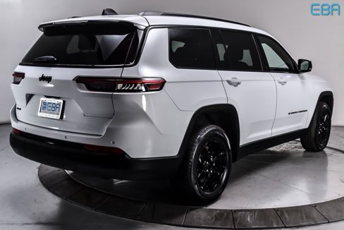Used 2024 Jeep Grand Cherokee L Laredo image 6
