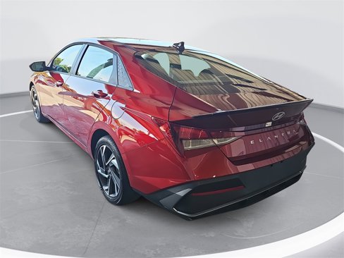 New 2025 Hyundai Elantra Sport image 7