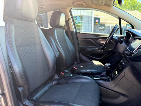 Used 2018 Buick Encore Preferred image 11