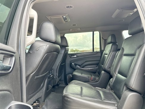 Used 2015 Chevrolet Suburban LT image 29