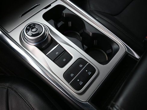 Used 2020 Ford Explorer Limited image 17