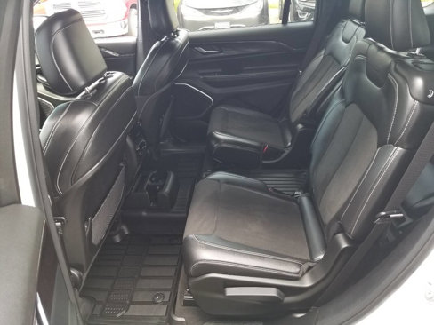 Certified 2022 Jeep Grand Cherokee L Laredo image 13