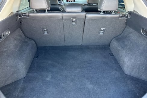 Used 2019 MAZDA CX-5 Touring image 32