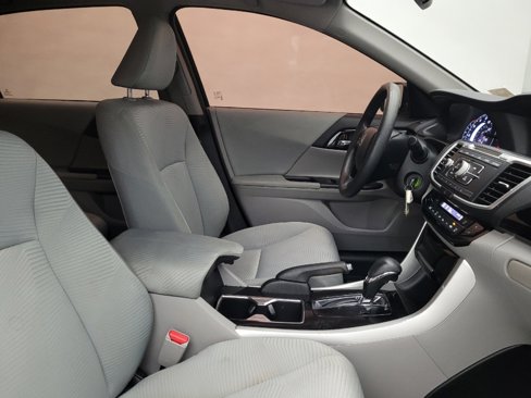 Used 2016 Honda Accord LX image 21