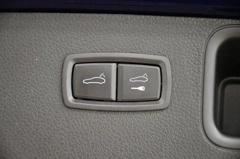 Certified 2023 Porsche Macan GTS image 57