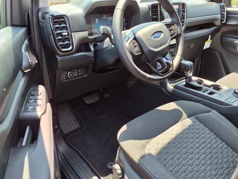 New 2025 Ford Ranger XLT w/ FX4 Off-Road Package image 8