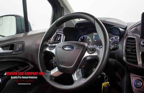 Used 2021 Ford Transit Connect XLT image 19